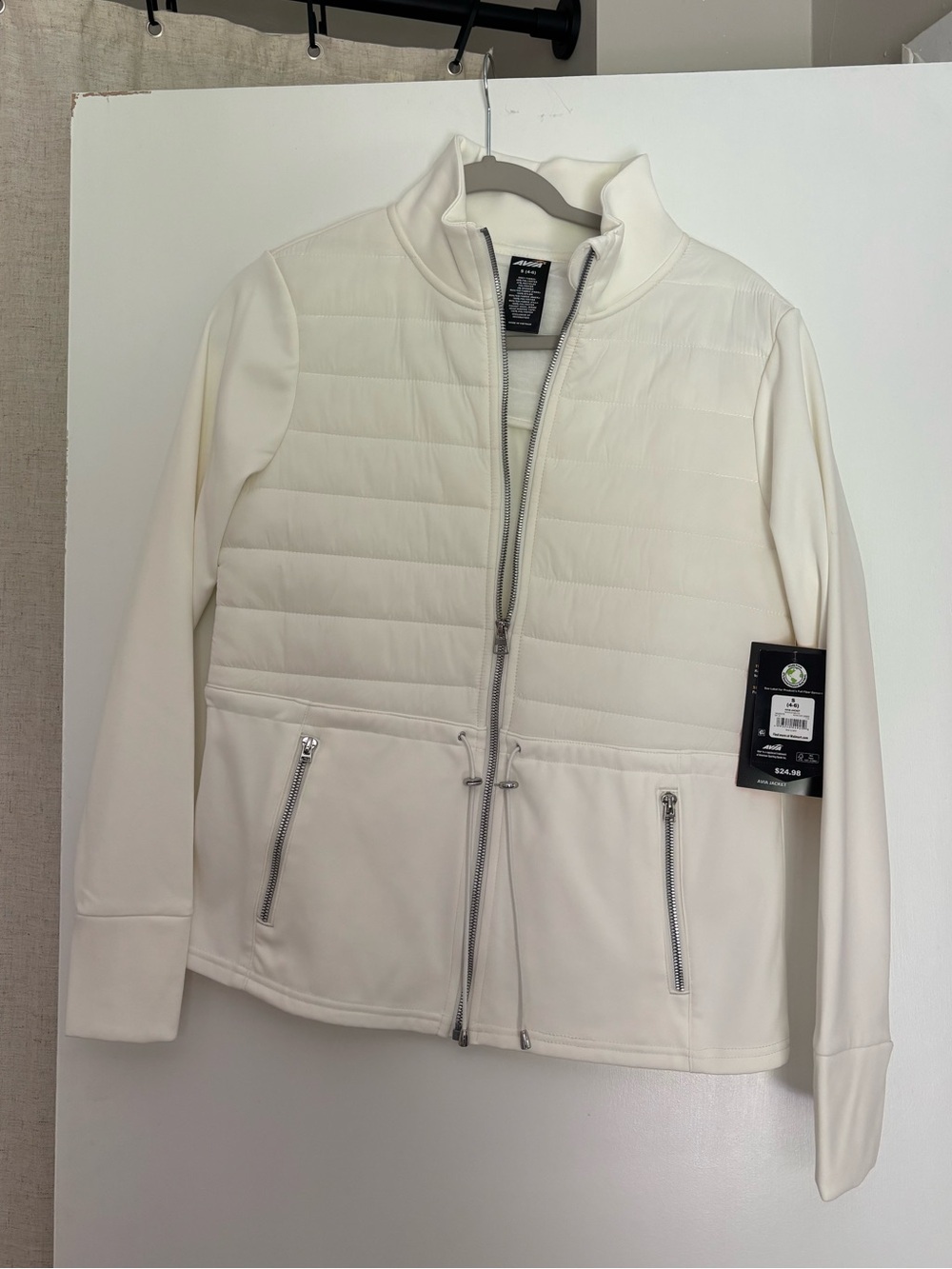 Women’s Active White Quilted Zip-Up Jacket
